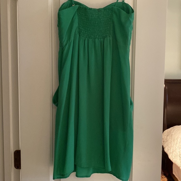 Beautiful Summer Dress. - Picture 2 of 2